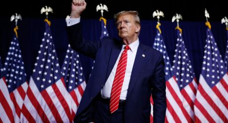 Donald Trump announces talks with cambodian and thai leaders to secure ceasefire in Asia