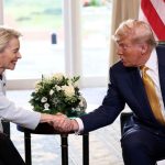Ursula von der Leyen shaking hands with Donald Trump in what appears to be a presidential office