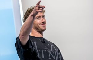 Mark Zuckerberg raises the stakes in AI: Offers up to $300 million a year to attract top talent Mark Zuckerberg raises the stakes in AI: Offers up to $300 million a year to attract top talent