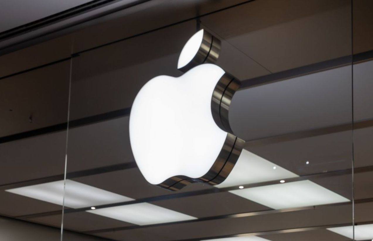 Apple goes all-In to Lead the Artificial Intelligence race
