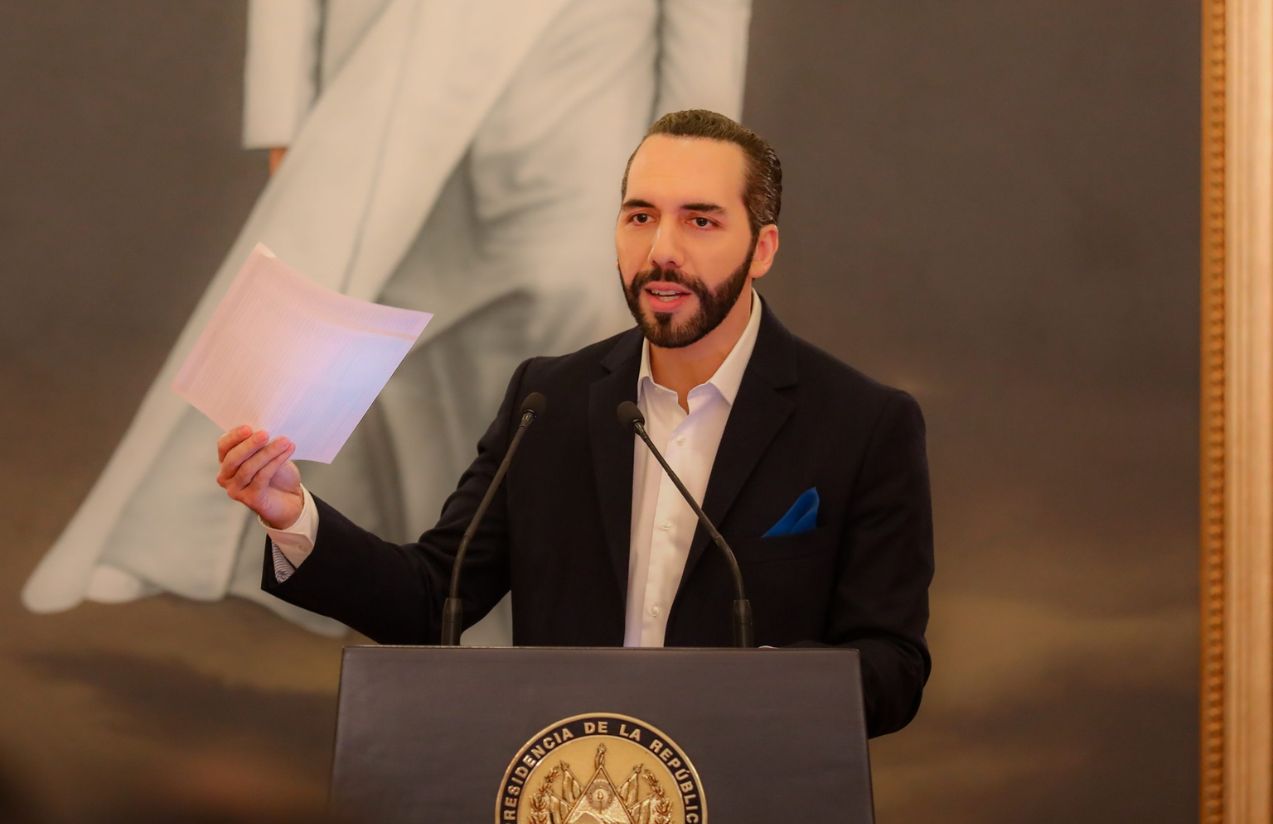 New rule in El Salvador: Indefinite presidential re-election and extended term New rule in El Salvador: Indefinite presidential re-election and extended term