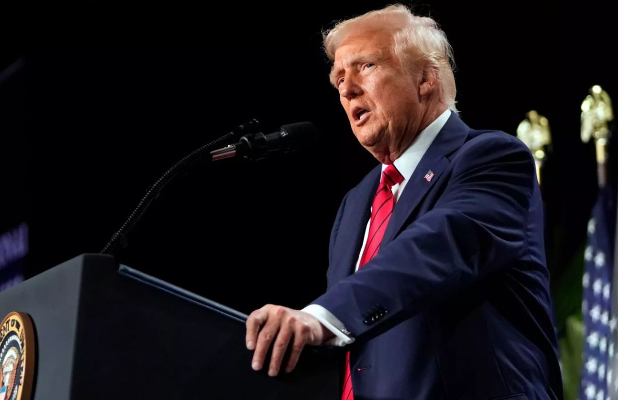 Trump orders new census excluding undocumented immigrants, sparking constitutional debate Trump orders new census excluding undocumented immigrants, sparking constitutional debate