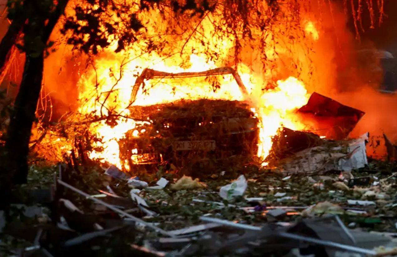 Ukraine strikes military and energy infrastructure in Russia, sparking fires and international tension