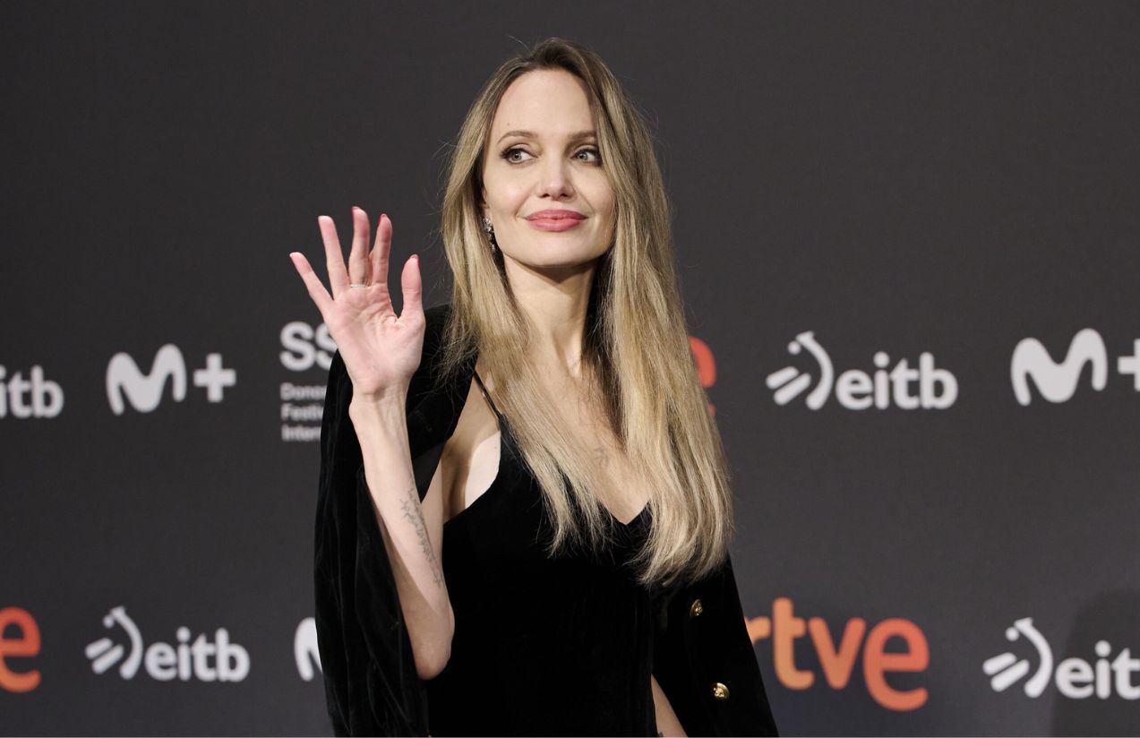 Angelina Jolie and the keys to a healthy and strong body after 50 Angelina Jolie and the keys to a healthy and strong body after 50