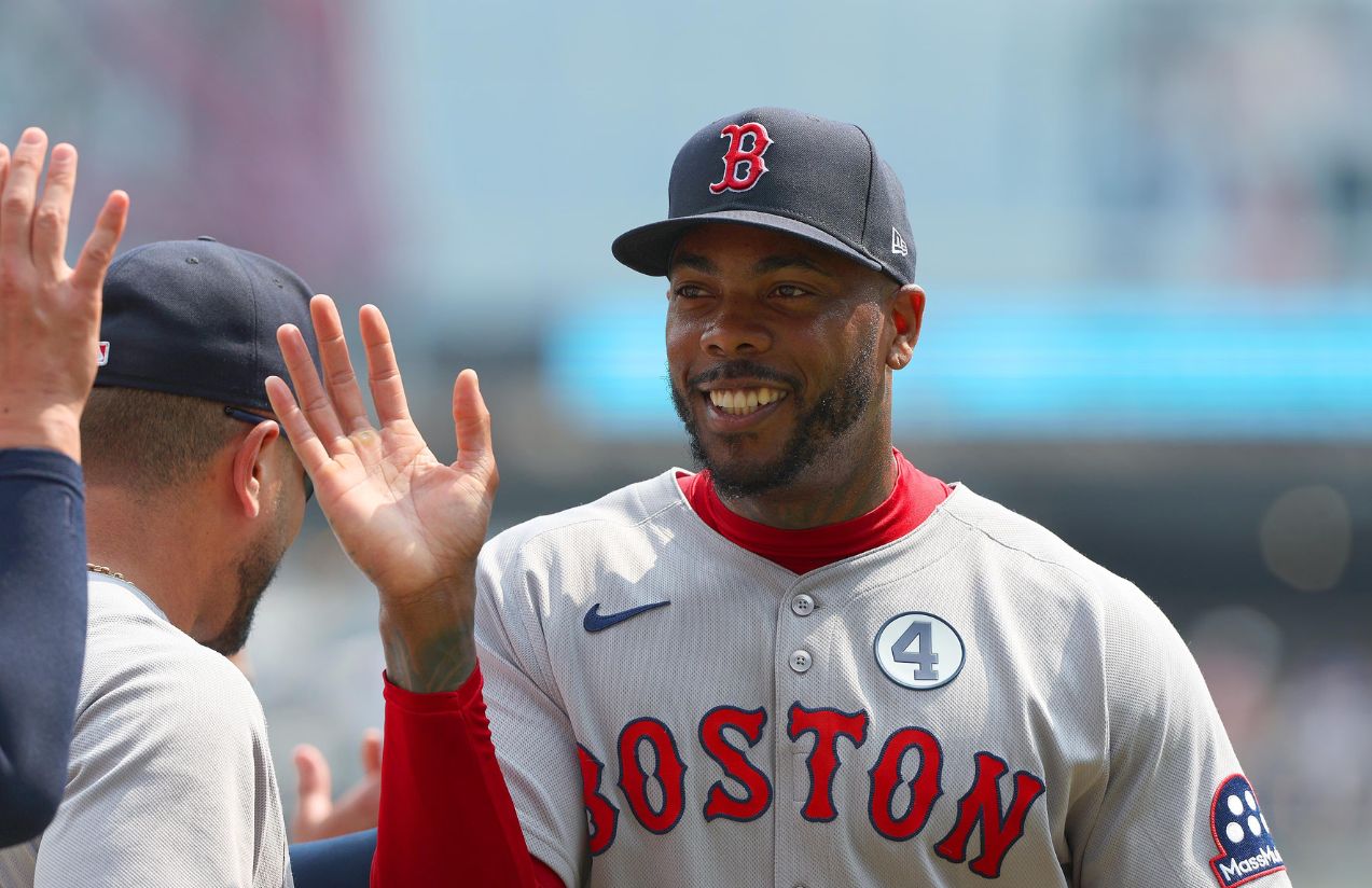 Chapman stays in Boston: Red Sox secure star closer with million-dollar deal for 2026