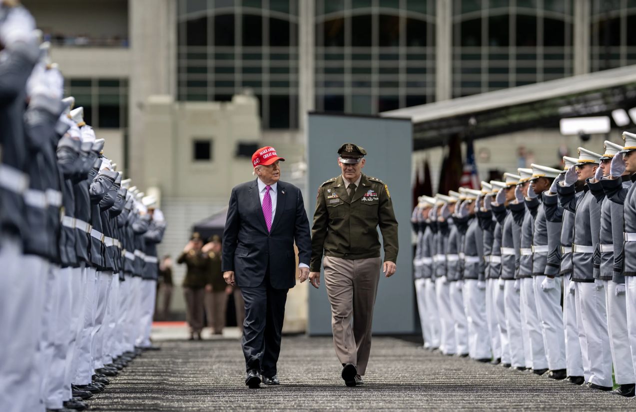 Donald Trump to attend surprise meeting with generals and admirals this week Donald Trump to attend surprise meeting with generals and admirals this week
