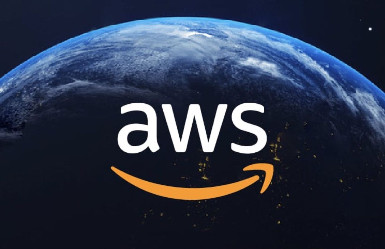 A global outage in Amazon’s cloud paralyzes hundreds of apps and banks