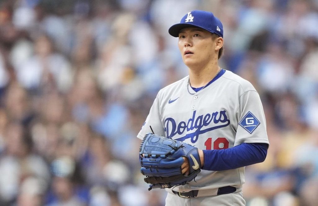 ChatGPT Plus The Japanese pitcher trying to stay calm on the mound before throwing the pitch