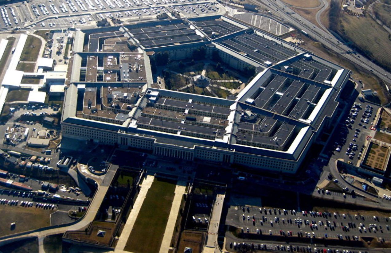 Pentagon accepts $130 million private donation to pay the military during government shutdown Pentagon accepts $130 million private donation to pay the military during government shutdown