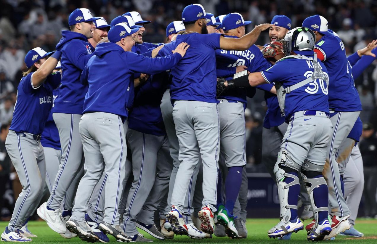 Blue Jays dominate Yankees and advance to their first american league championship series since 2016 Blue Jays dominate Yankees and advance to their first american league championship series since 2016