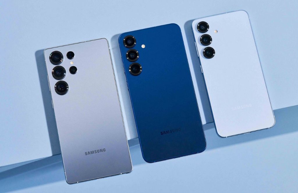 The three alleged Galaxy S26 models side by side in blue, sky blue, and white
