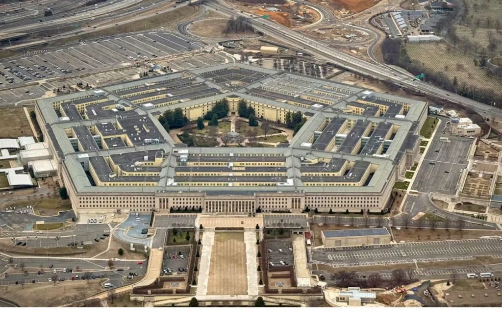 Pentagon accepts $130 million private donation to pay the military during government shutdown Pentagon accepts $130 million private donation to pay the military during government shutdown