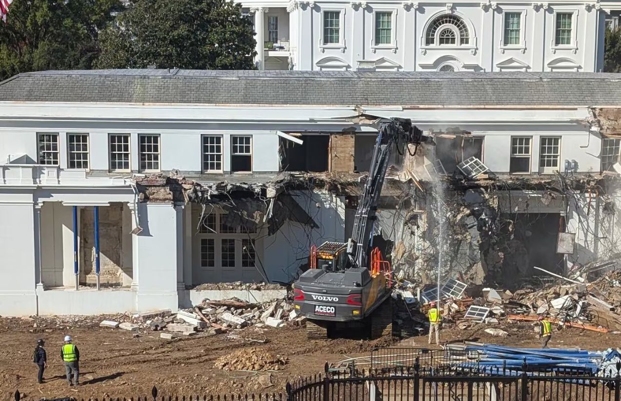 The White House begins demolition of the East Wing to build a new $250 million ballroom The White House begins demolition of the East Wing to build a new $250 million ballroom