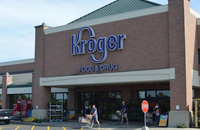 A front panoramic view of one of the Kroger franchise stores