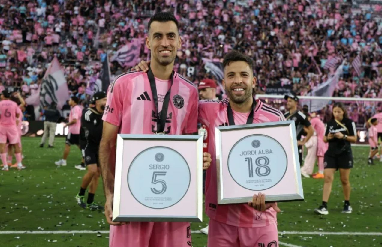 Jordi Alba and Sergio Busquets retire as champions after winning the MLS Cup with Inter Miami