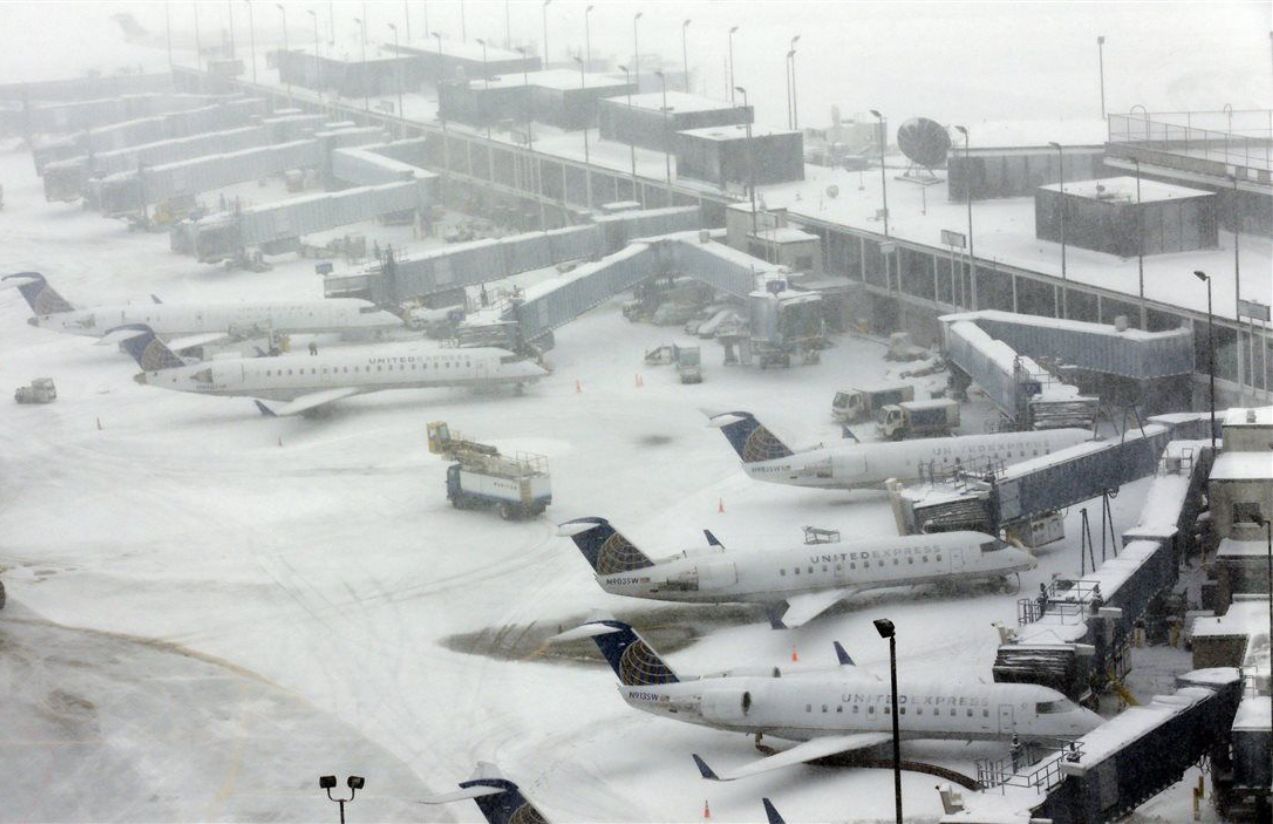 Winter chaos in New York: snowstorm grounds flights and triggers long delays