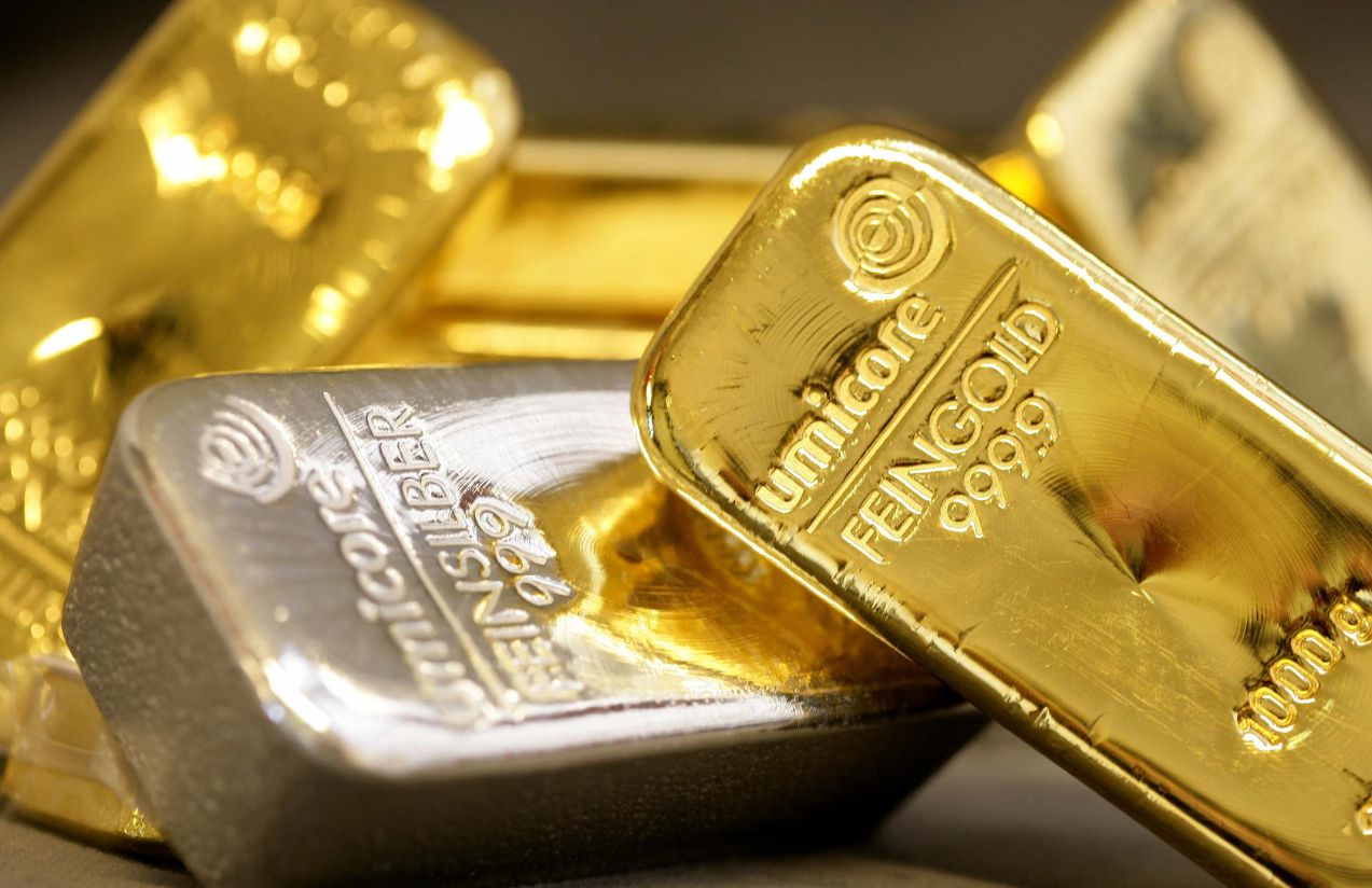 Gold and silver reach historic highs driven by tensions and economic expectations
