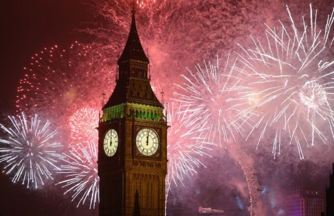 Many fireworks light up the sky over London after welcoming the New Year