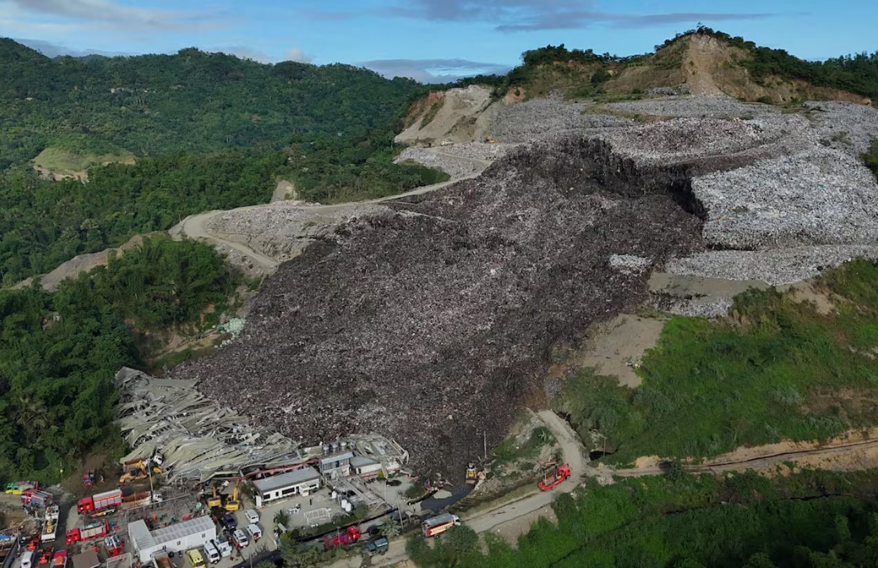 Tragedy in the Philippines: Garbage avalanche leaves dead and dozens missing