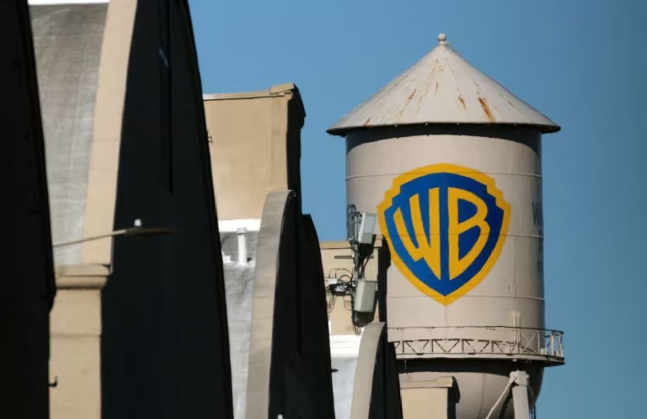 Netflix changes the game and offers an all-cash deal for Warner Bros