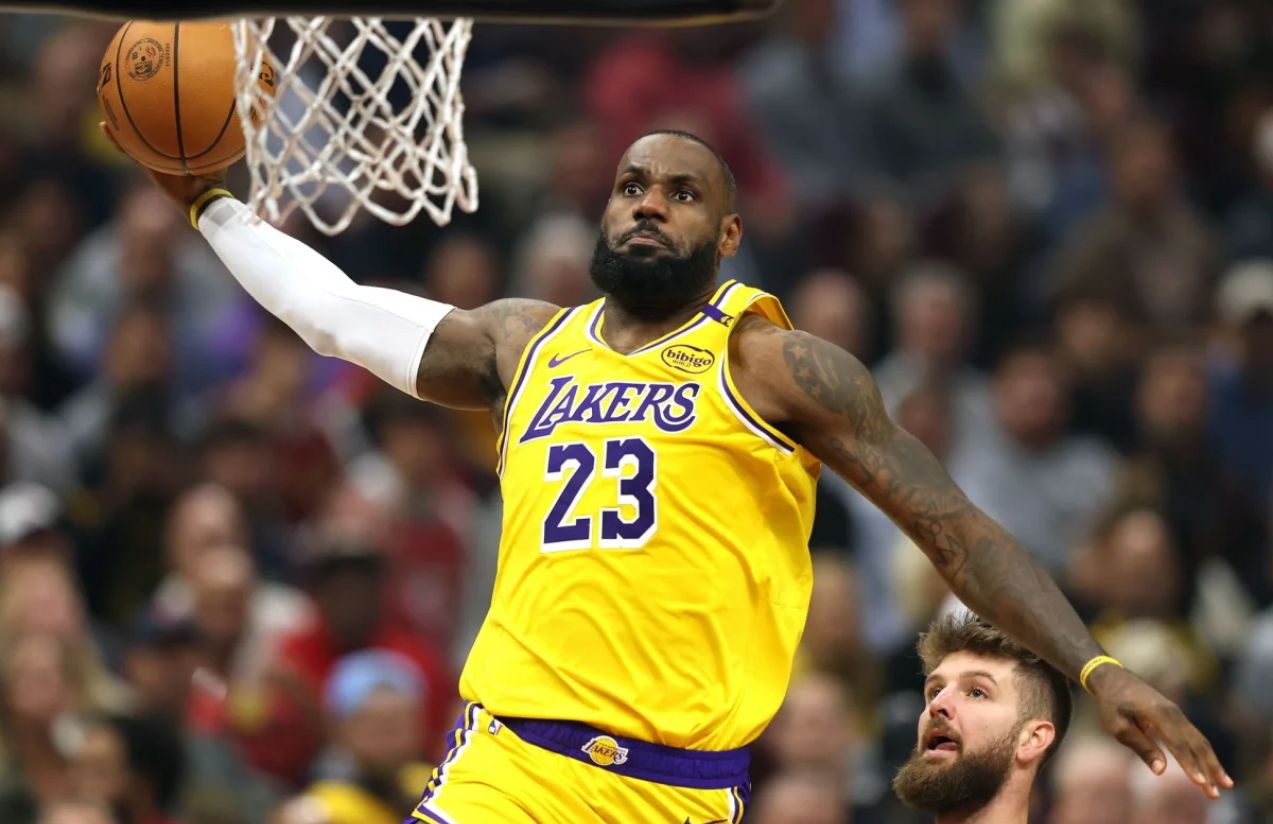 LeBron James extends his record and keeps making NBA All-Star history