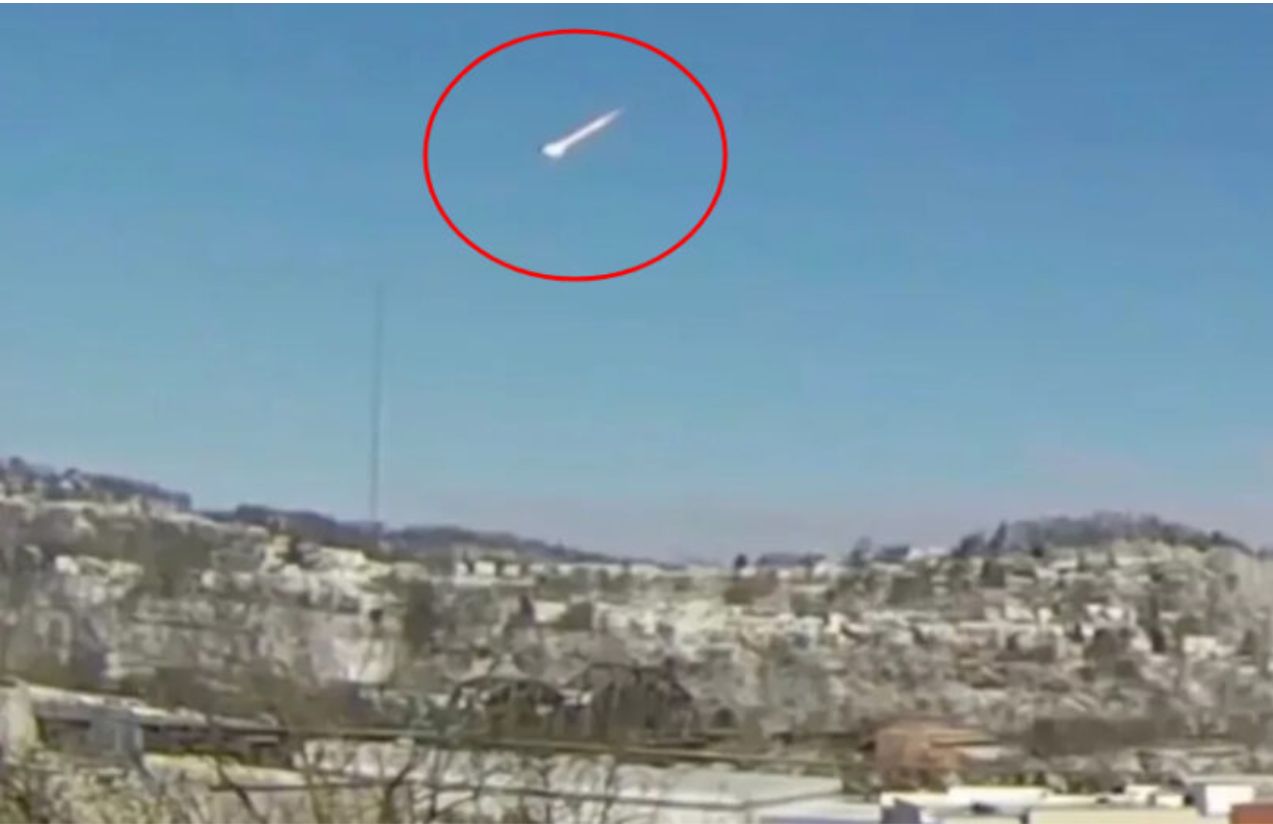 A Massive meteorite surprises the United States after lighting up the sky over Cleveland