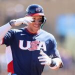 Judge celebrating after a hit that made his entire team celebrate