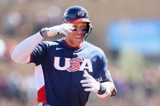 Judge celebrating after a hit that made his entire team celebrate