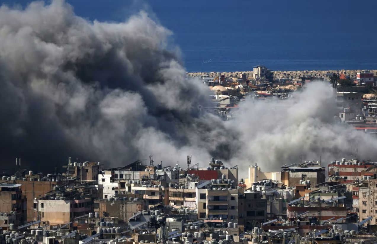 War with Iran shakes global markets: Oil rises, stocks fall and gold drops