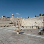 One of the main squares in Jerusalem with no people due to its closure because of the war