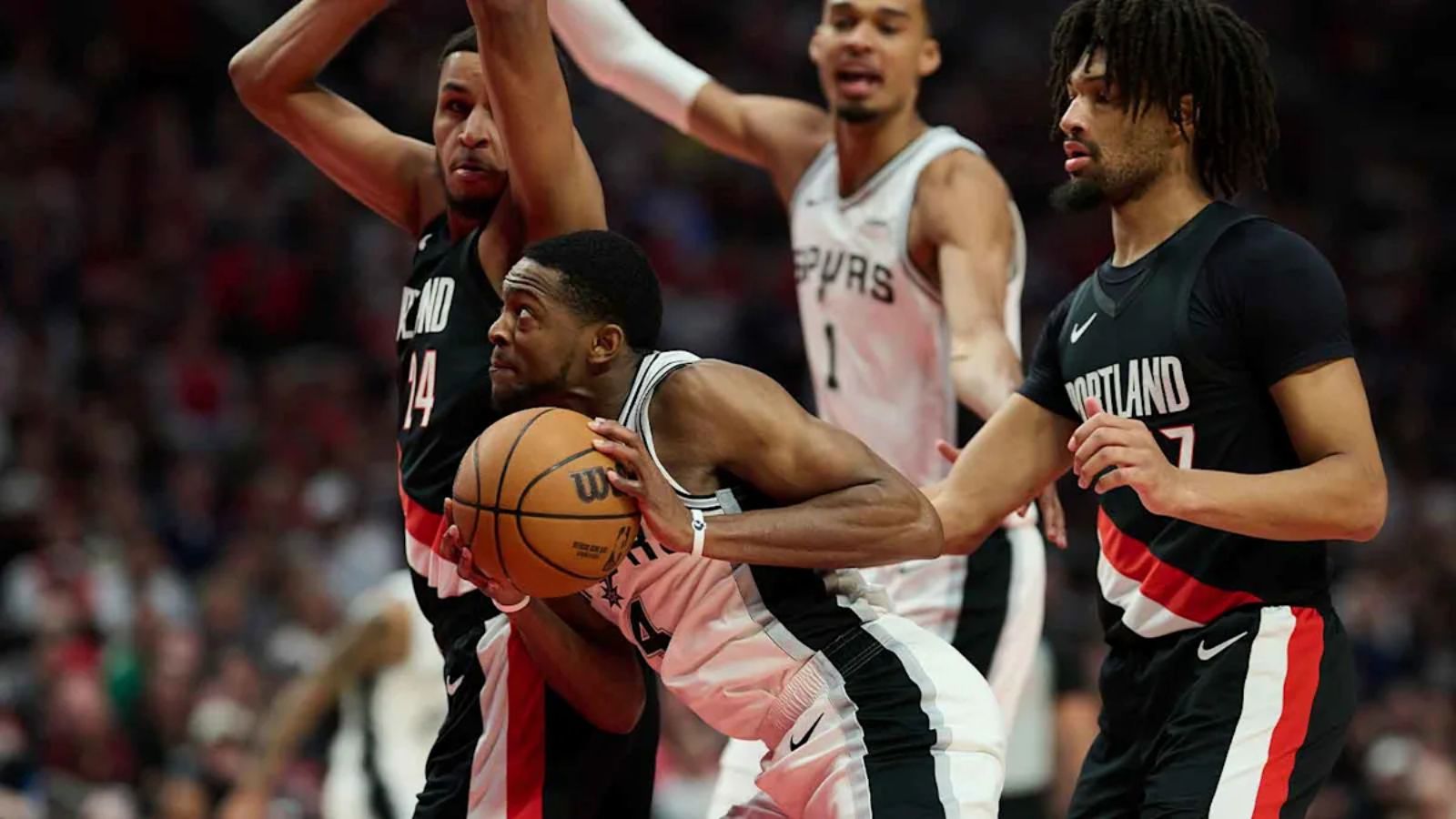 De'Aaron Fox powers the San Antonio Spurs and becomes the key to their playoff dream