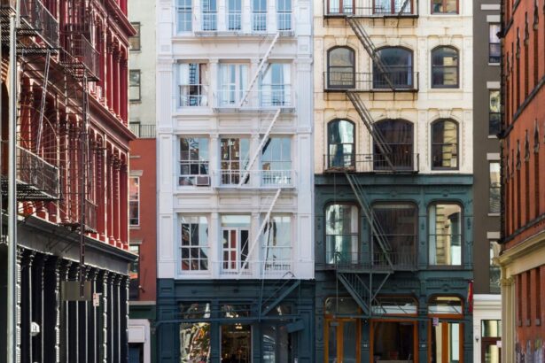 A panoramic image of houses and apartment buildings in New York City.