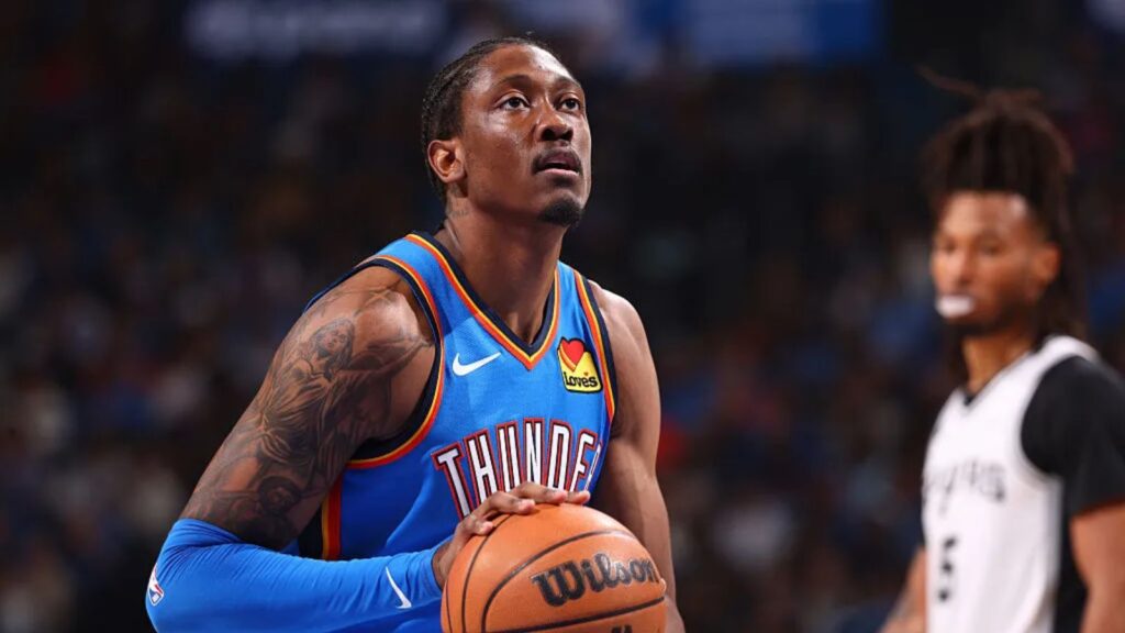 Jalen Williams receives good news and arrives healthy for the Conference Finals The Oklahoma City Thunder star preparing to shoot a free throw from the line.
