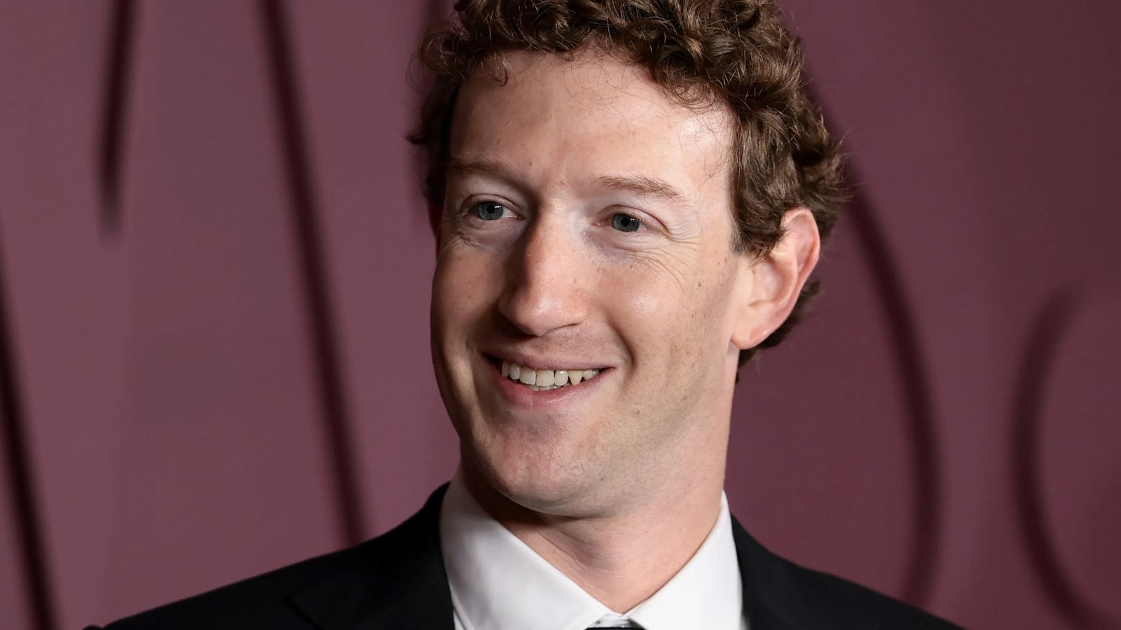 Mark Zuckerberg says smartphones could disappear very soon
