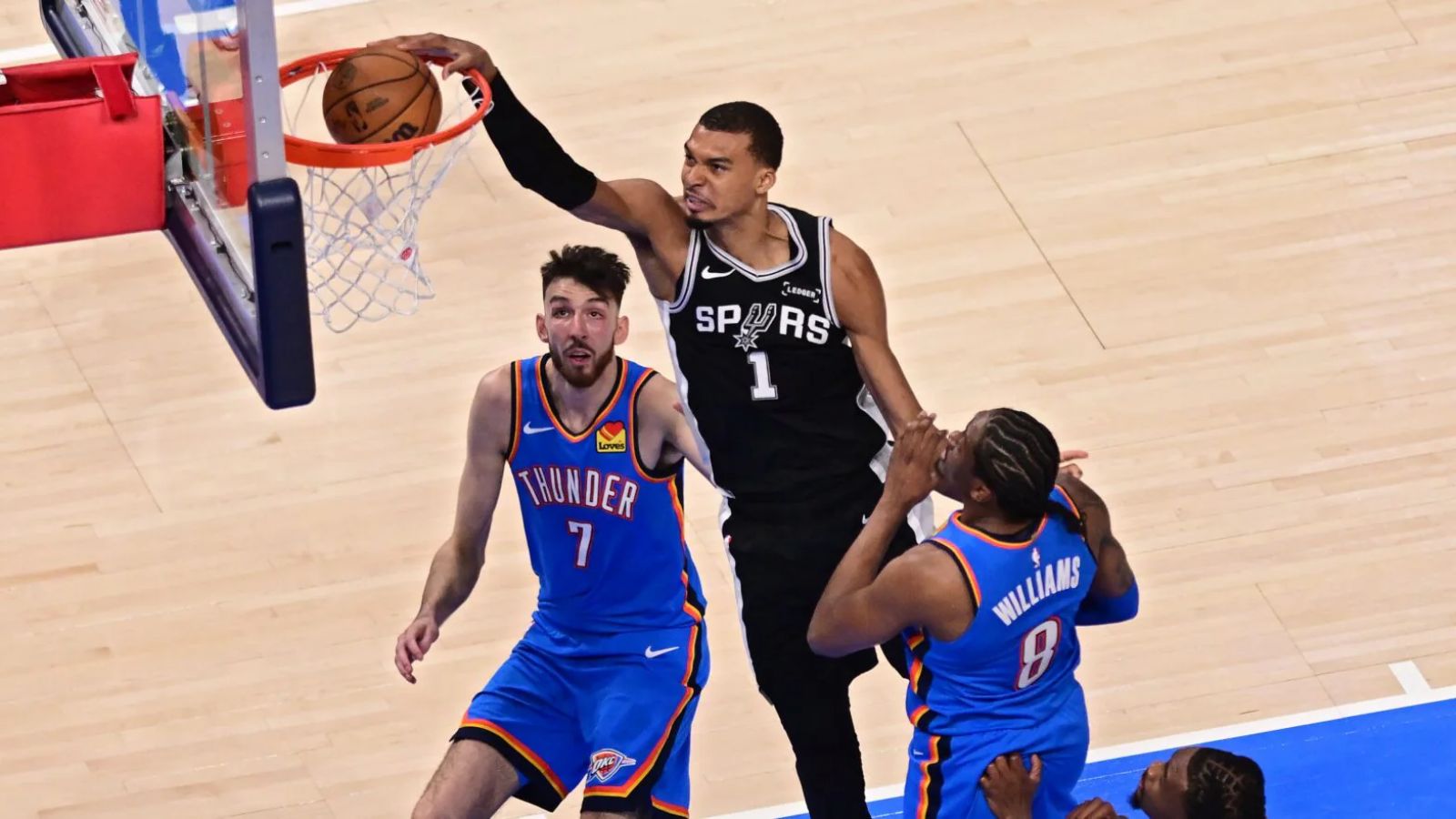 Victor Wembanyama explodes for 41 points and 24 rebounds in a historic performance for the San Antonio Spurs Victor Wembanyama explodes for 41 points and 24 rebounds in a historic performance for the San Antonio Spurs