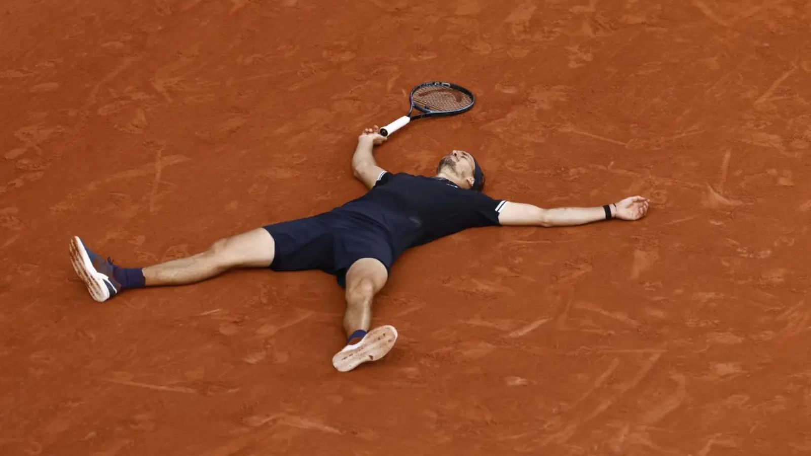 Alexander Zverev wins Roland Garros and reaches the pinnacle of his career