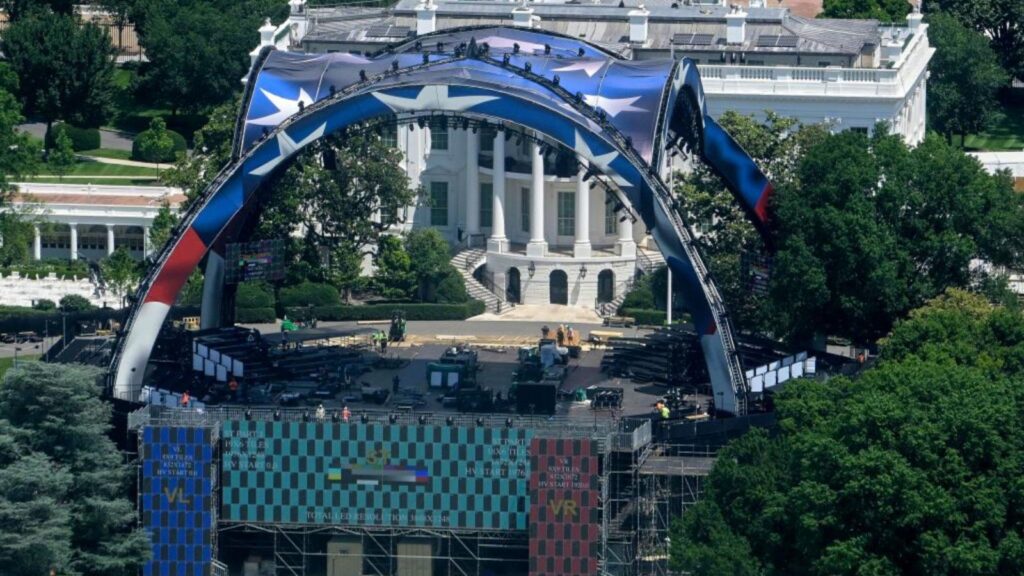 A UFC arena being constructed on the grounds of the White House