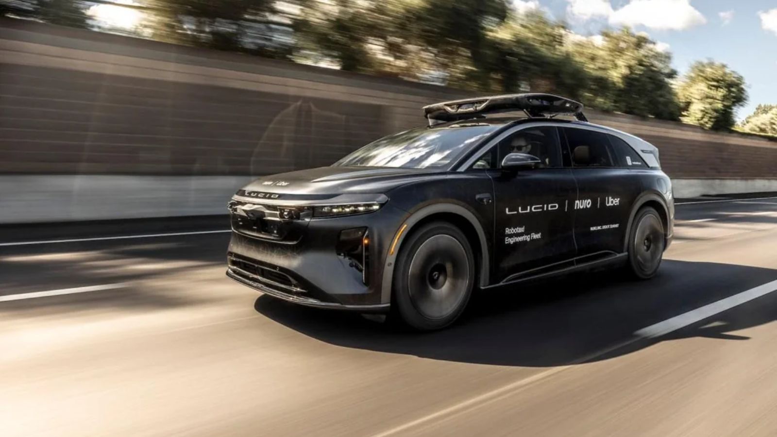 Uber prepares the future: Electric robotaxis to arrive in houston in 2027