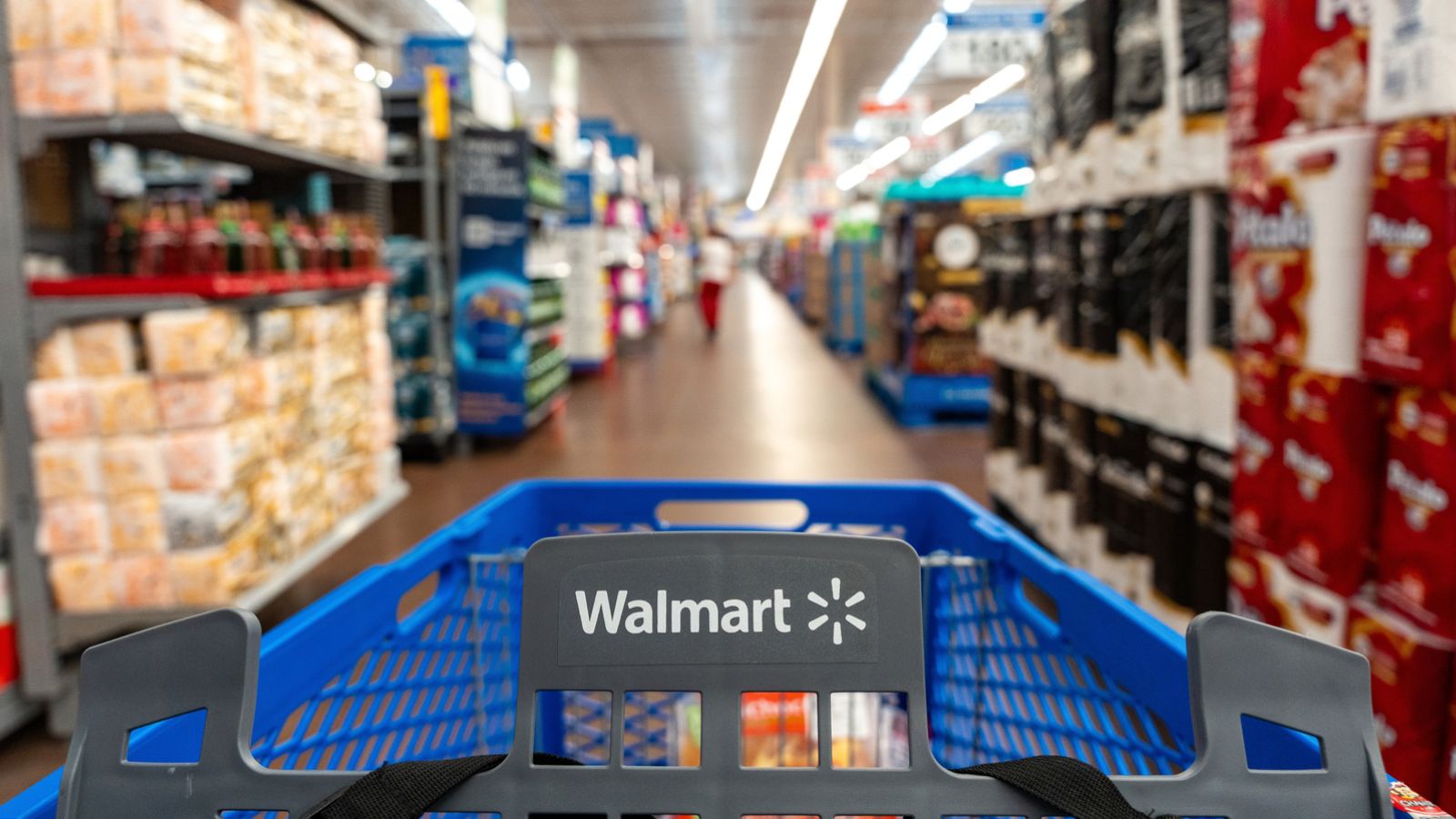 Walmart transforms its stores: goodbye to traditional shopping carts in hundreds of locations