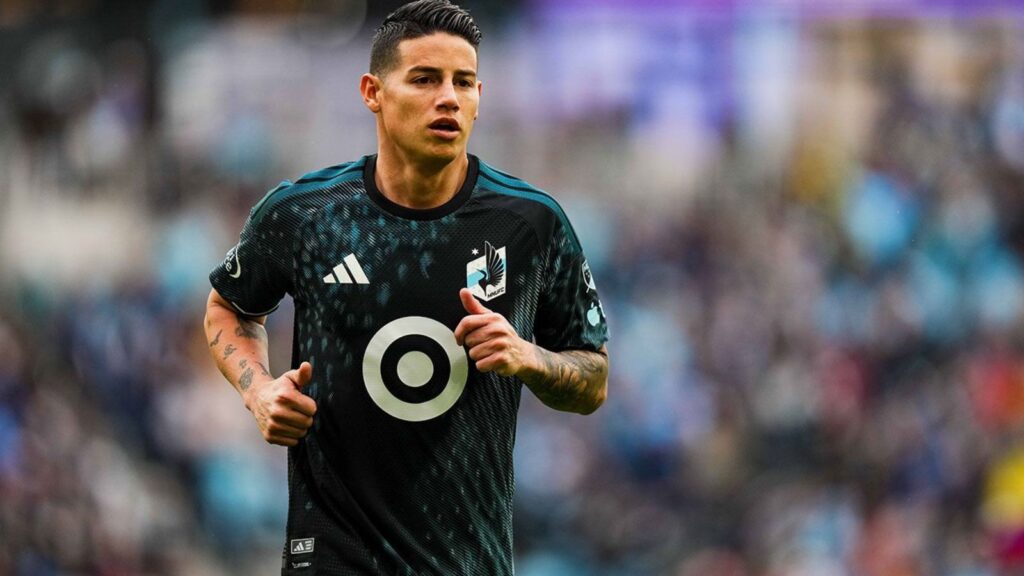 James Rodríguez says goodbye to MLS as Minnesota officially announces his departure The Colombian midfielder running in his black uniform during a soccer match