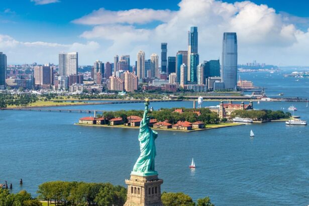 A panoramic view of New York City featuring the Eiffel Tower
