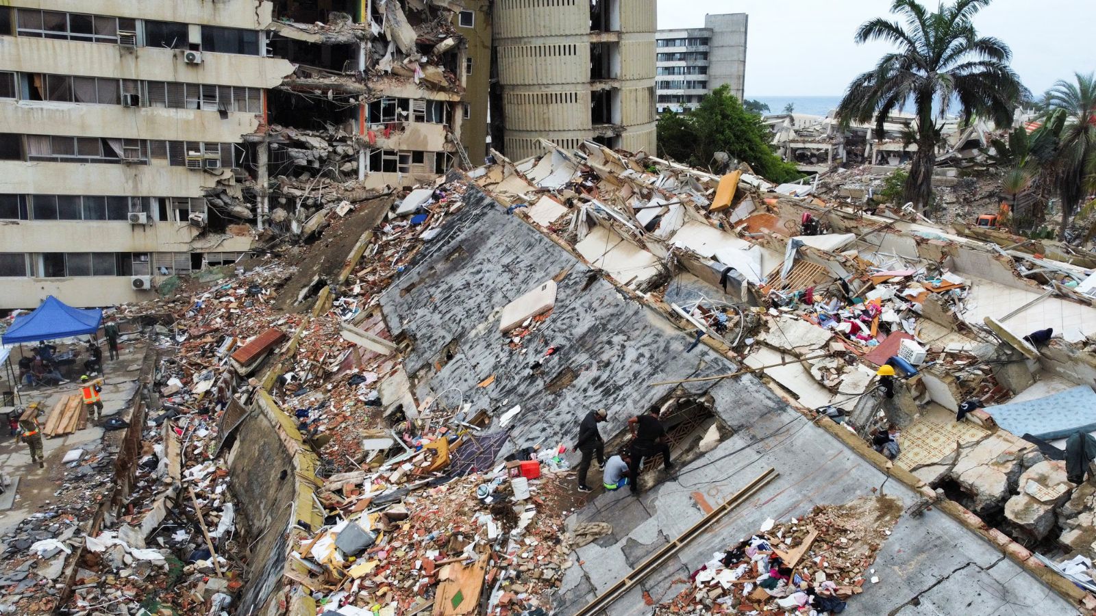 Venezuela faces an unprecedented tragedy as death toll from double earthquake surpasses 5,000 Venezuela faces an unprecedented tragedy as death toll from double earthquake surpasses 5,000