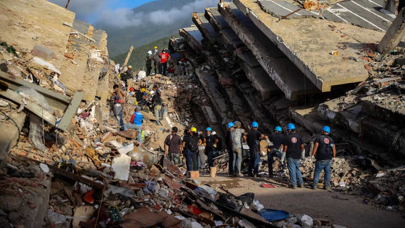 Venezuela faces its worst crisis: Death toll continues to rise Venezuela faces its worst crisis: Death toll continues to rise