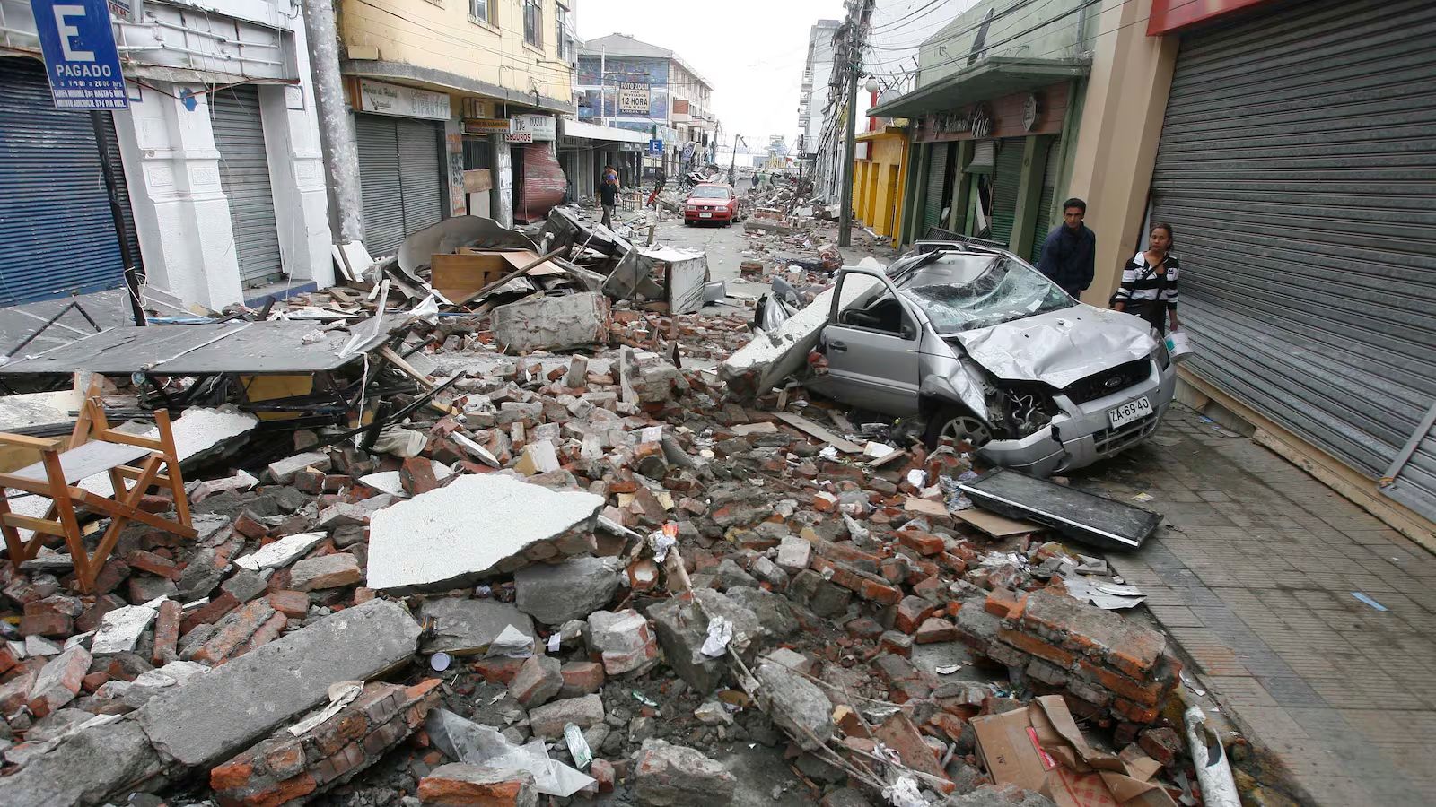 7.4 magnitude earthquake strikes Colombia and is felt in Ecuador and Panama 7.4 magnitude earthquake strikes Colombia and is felt in Ecuador and Panama
