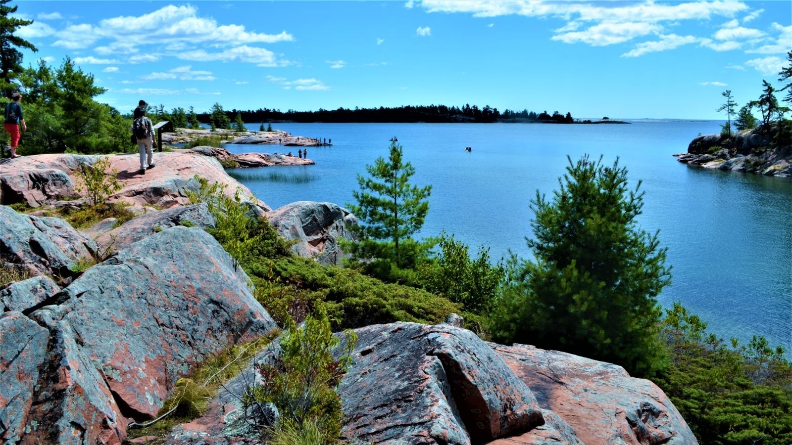Carney rejects Trump’s “Lake America” name: Canada will keep calling it Lake Ontario Carney rejects Trump’s “Lake America” name: Canada will keep calling it Lake Ontario