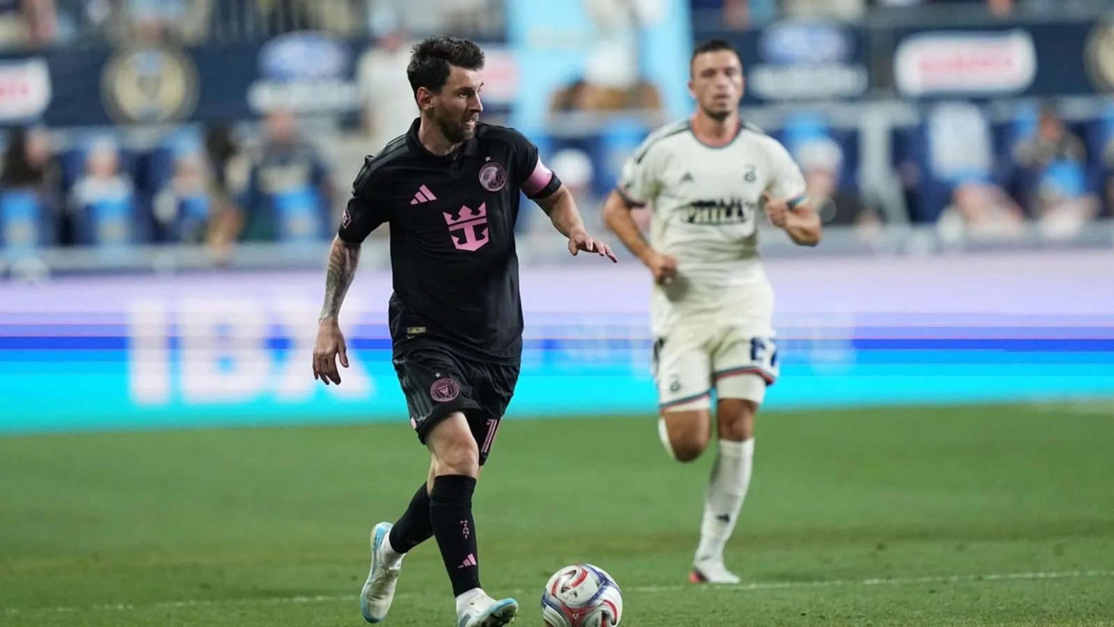 Lionel Messi fined by MLS after incident with Philadelphia Union player Lionel Messi fined by MLS after incident with Philadelphia Union player