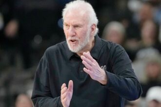 Gregg Popovich marries the ex-wife of his former spurs assistant The legendary coach giving instructions during a Spurs game