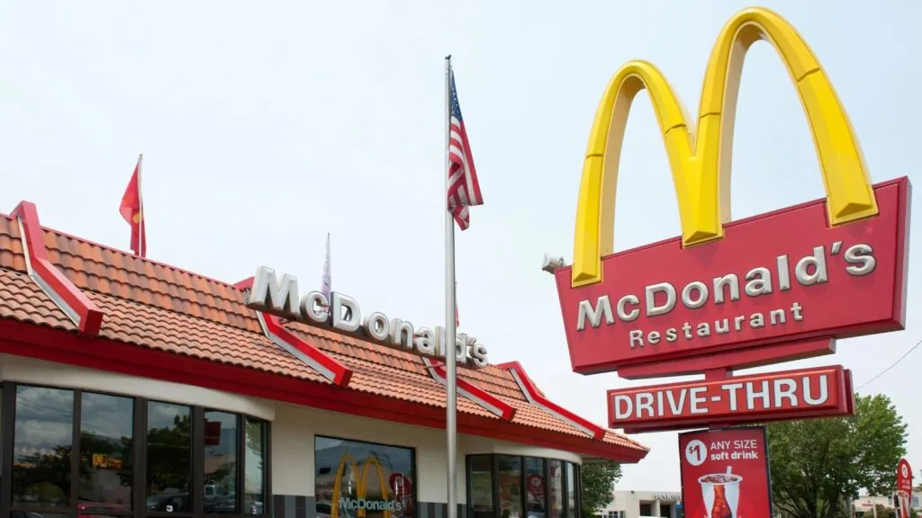 McDonald’s unveils an $8.5 billion plan to transform its restaurants A panoramic view of a McDonald’s restaurant in the United States