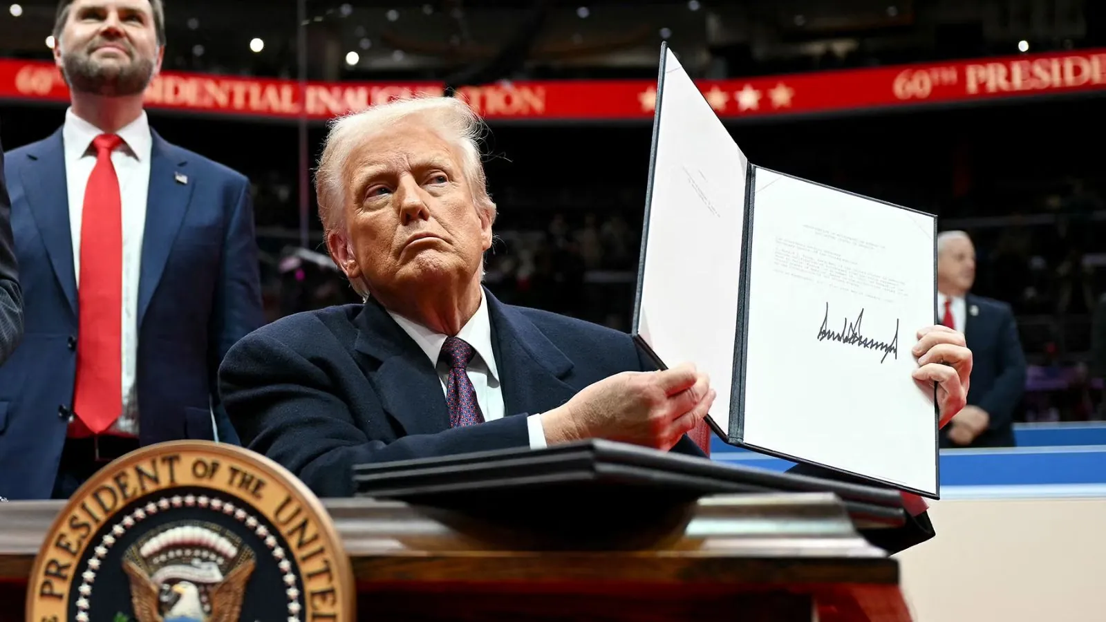 Trump’s new Green Card Rule sparks controversy over public benefits Trump’s new Green Card Rule sparks controversy over public benefits